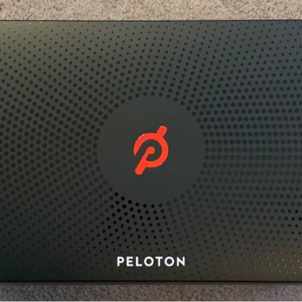 Peloton Cycling Shoes Unisex Men’s size 10 or Women’s size 12. Brand new in box.